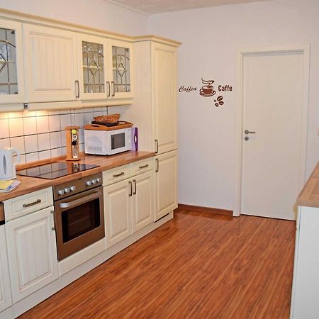 Baaber Ferienhaus mit Terrasse und Kamin Exterior foto